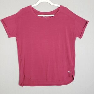 Amazon Essentials Women's Size M‎ Classic Basic Tee Shirt Bright Magenta Red